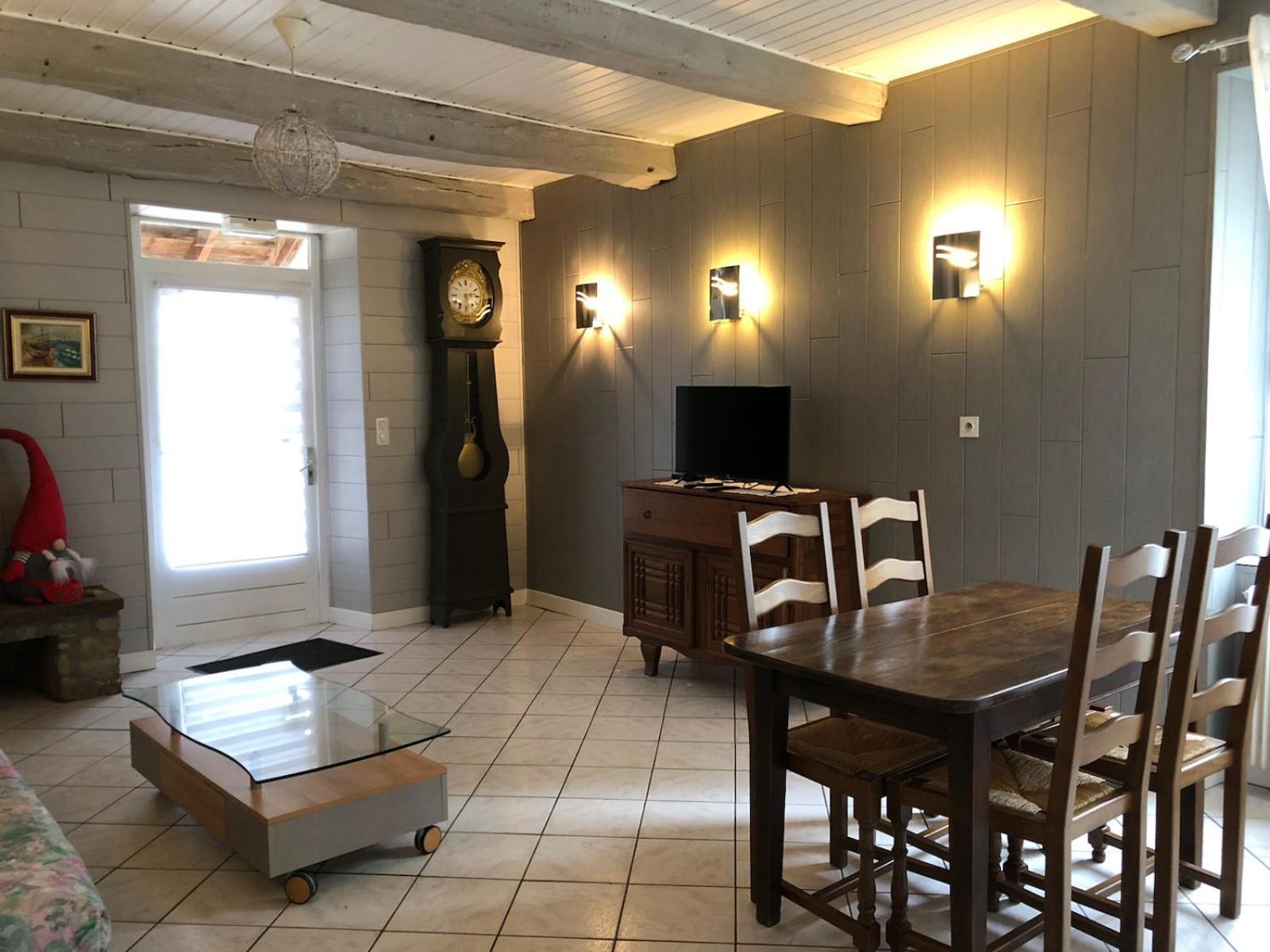 Bed and Breakfast Aux Berges Du Doubs Ougney-Douvot Екстер'єр фото